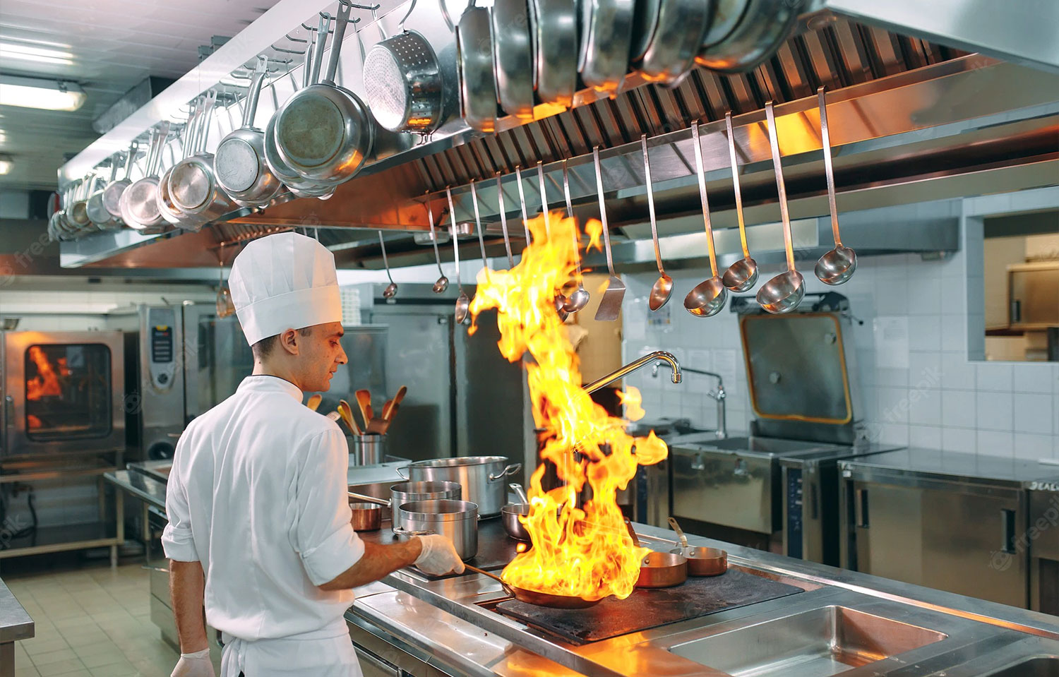 ¿Cómo se debe elegir el equipo de ventilación para cocinas? 1 57. Mutfak Havalandirma Ekipmanlarinin Secimi Nasil Yapilmalidir Gorseli